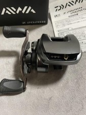 Moulinet appât daiwa d'occasion  Expédié en France