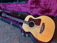 Baixo Guild B30E Fretless 1999 Natural com Estojo Original B 30 E, usado comprar usado  Enviando para Brazil