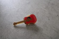 Pin guitare rouge d'occasion  Gournay-sur-Marne