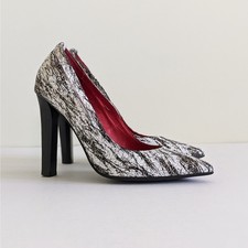 Pompa jeffrey campbell usato  Spedire a Italy