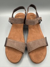 Naot women intact for sale  Brea