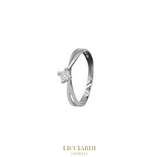 Anello solitario donna usato  Marigliano