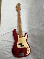 Baixo elétrico de precisão Squier 40º aniversário com estojo macio usado comprar usado  Enviando para Brazil
