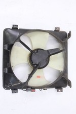 Radiator cooling fan d'occasion  Expédié en Belgium