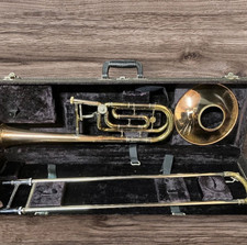 trombone baixo weril comprar usado  Enviando para Brazil
