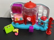 Conjunto de brinquedos Shopkins Sweet Spot alce brinquedos loja de doces com acessórios bonecos, usado comprar usado Conjunto de brinquedos Shopkins Sweet Spot alce brinquedos loja de doces com acessórios bonecos, usado comprar usado  Enviando para Brazil