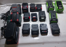 Ladegeräte 16 akkus gebraucht kaufen  Trappenkamp