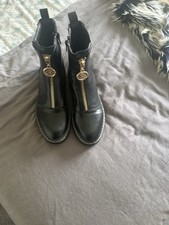 River island size for sale  BATTLE