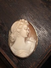 Spilla pendente cammeo usato  Loro Ciuffenna