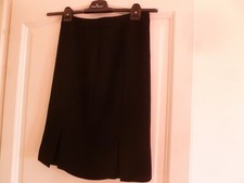 Magnifique jupe neuve d'occasion  Grasse
