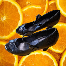 Life stride black for sale  Long Pond