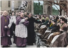 Lourdes benedizione malati usato  Italia