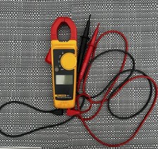 Fluke 323 clamp for sale  WOODFORD GREEN