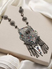 Collana kuchi afgana usato Collana kuchi afgana usato  Spedire a Italy