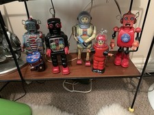 Set five vintage for sale  BRIGG