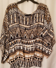 Women top artsy for sale  New Kensington