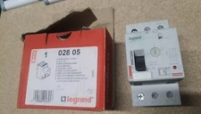 Legrand 02805 disjoncteur d'occasion  Pézenas