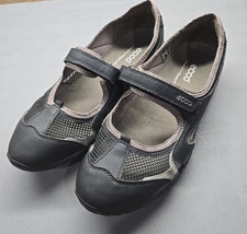 Ecco women mary for sale  Midlothian