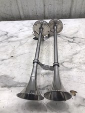 90 Cruisers Yachts Rogue 3060 barco aço inoxidável estilo trompete chifres marinhos comprar usado 90 Cruisers Yachts Rogue 3060 barco aço inoxidável estilo trompete chifres marinhos comprar usado  Enviando para Brazil