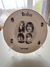 Beatles let plate for sale Beatles let plate for sale  LONDON