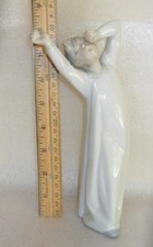Lladro nao yawning for sale  Littleton
