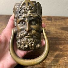 Llamador de puerta de latón vintage El dios olímpico Zeus cara antigua griega alrededor de 1950 segunda mano  Embacar hacia Argentina