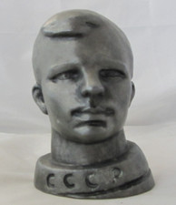 Busto primo cosmonauta usato  Cerveteri