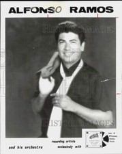 1974 Press Photo Alfonso Ramos, líder da orquestra - lrp94713 comprar usado  Enviando para Brazil