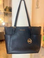 Bolsa tote Michael Kors jet set grande couro saffiano zíper superior preta comprar usado  Enviando para Brazil