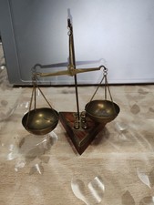 Ancienne petite balance d'occasion  Saint-Saëns
