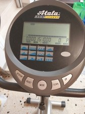 Ciclette ergonomica con usato  Pordenone