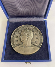 Ancienne medaille bronze d'occasion  Prades