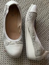 Jolies ballerines fugitive d'occasion  Le Chesnay