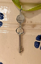Ciondolo argento vintage usato  Savona