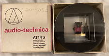 CARTUCHO AUDIO TECHNICA AT14S E CANETA SHIBATA ATS14 GENUÍNA NA CAIXA E CAIXA comprar usado CARTUCHO AUDIO TECHNICA AT14S E CANETA SHIBATA ATS14 GENUÍNA NA CAIXA E CAIXA comprar usado  Enviando para Brazil
