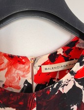 Top balenciaga imprimé d'occasion  Paris XV