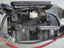 Carica pacco batterie usato  Caravate