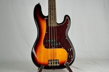 SQUIER CLASSIC VIBE '60s PRECISION BASS, 3 TONE SUNBURST, Int'l Compradores Bem-vindos comprar usado  Enviando para Brazil