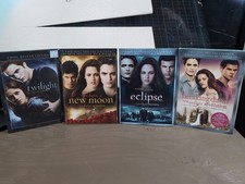 Lote de quatro DVDs completos com capas de poeira The Twilight Saga comprar usado  Enviando para Brazil