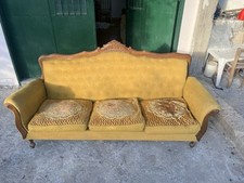 Divano barocco posti usato  Catania