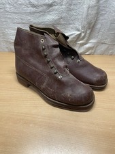 Anciennes chaussures militaire d'occasion  Nîmes