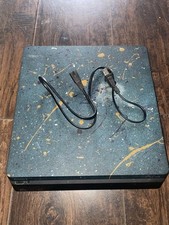 Sony PlayStation 4 Slim 1TB ou 500GB com um jogo grátis e dois controles comprar usado  Enviando para Brazil