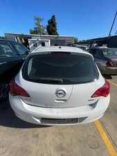 Portellone opel astra usato  Trani