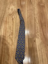 Gravata Versace comprar usado Gravata Versace comprar usado  Enviando para Brazil