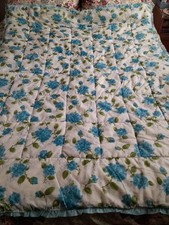 Vintage quilted bedspread for sale Vintage quilted bedspread for sale  PRESTON