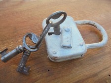 Ancien cadenas clés d'occasion  Targon