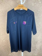 KIT DE TREINAMENTO BARCELONA NIKE CAMISA DE FUTEBOL BLOKECORE XXL 2021\2022 comprar usado  Enviando para Brazil