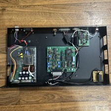 Controlador repetidor CAT 200B em estojo rack 19” rádio amador GMRS comprar usado  Enviando para Brazil