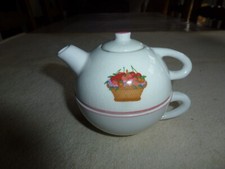 Jolie petite theiere d'occasion Jolie petite theiere d'occasion  Chaumont