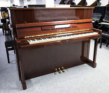PIANO VERTICAL YAMAHA SU 118 C. FEITO EM 1992. SOM E TOQUE INCRÍVEIS comprar usado  Enviando para Brazil